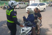 Satlantas Polres Gresik tilang pelanggar lalin