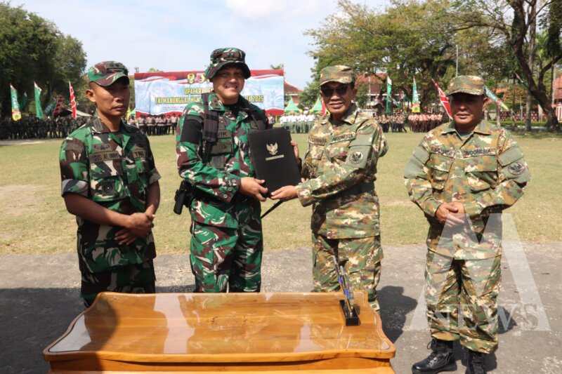 Kasiops Kasrem 084/BJ Letkol Inf Agus Al Fauzi hadiri pembukaan TMMD