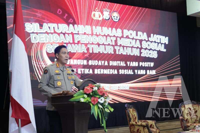 Kabid Humas Polda Jatim Kombespol Jules Abraham Abast