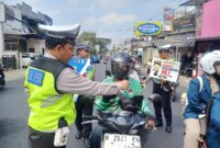 Satlantas Polres Malang sosialisasi ke pengguna jalan