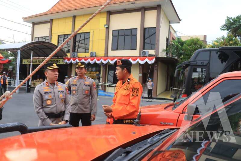 Kapolres Bojonegoro AKBP Afrian Satya Permadi saat Apel Siaga Bencana