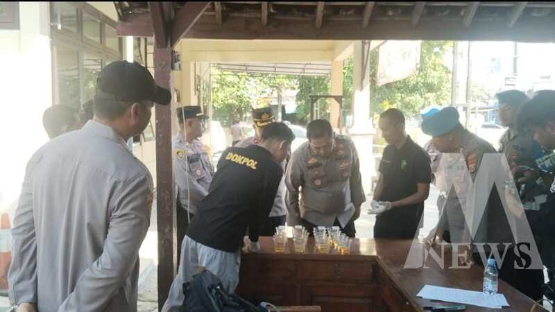 Kapolres Nganjuk AKBP Henri Noveri Santoso kunjungi Polsek Gondang