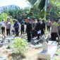 Polres Gresik beri penghormatan terakhir