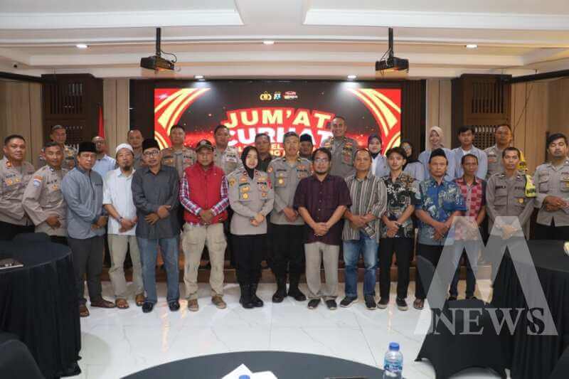 Polres Pelabuhan Tanjung Perak bersama masyarakat jaga Kamtibmas