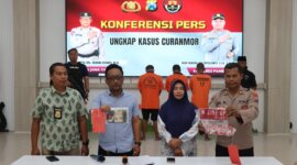 Polisi tangkap 5 tersangka kasus Curanmor beserta barang buktinya