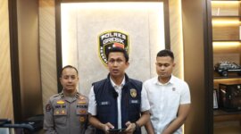 Kasatreskrim Polres Gresik AKP Abid Uais Al-Qarni Aziz beri keterangan
