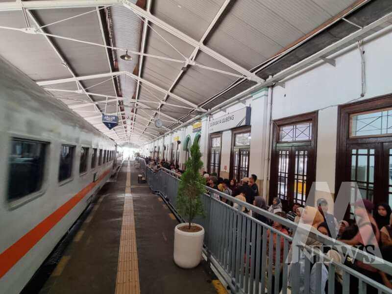 Peningkatan pengguna yang naik Commuter Line mencapai 37 persen