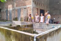 Bhabinkamtibmas Berbek sambangi Budidaya Lele dan Nila