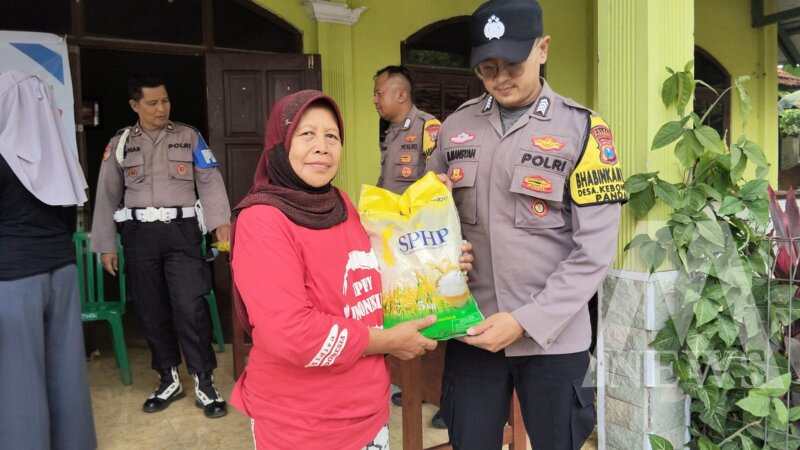 Polres Pasuruan gelar pasar murah