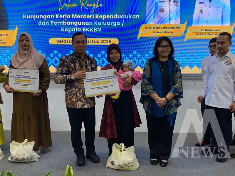 Menteri Kemendukbangga di Program TAMASYA dan Gerakan Orang Tua Asuh