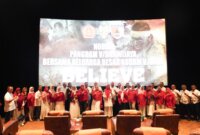 Danrem 084/BJ Brigjen TNI Danny Alkadrie dampingi Pangdam V/Brawijaya Mayjen TNI Rudy Saladin nobar BELIEVE