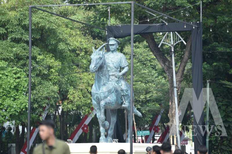 Peresmian Patung M Jasin di Surabaya