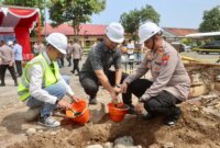 Polres Probolinggo lakukan peletakan batu pertama gedung Satreskrim