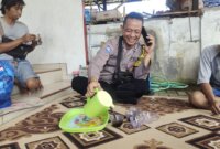 Bhabinkamtibmas Polsek Warujayeng ajak warga jaga Kamtibmas