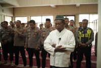 Polres Pelabuhan Tanjung Perak Gelar Shalat Ghaib