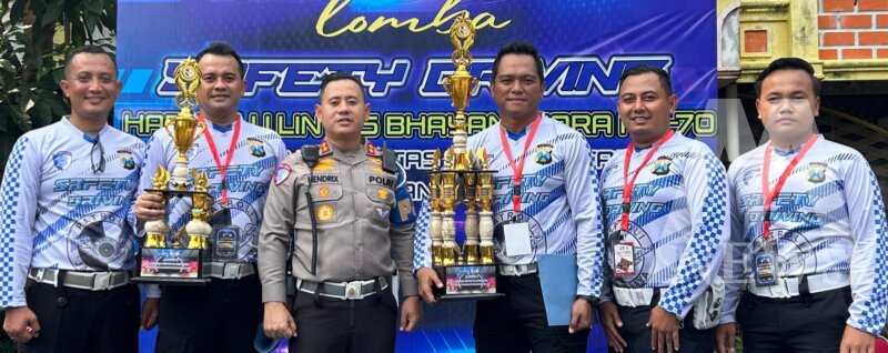 Satlantas Polres Gresik raih prestasi saat lomba safety driving