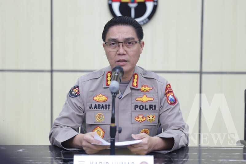 Kabid Humas Polda Jatim Kombespol Jules Abraham Abast
