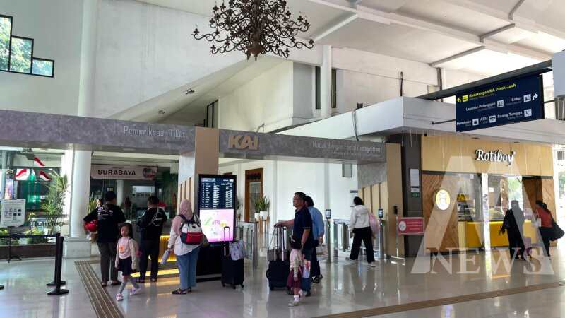 Penumpang di Masa Libur Maulid Nabi Muhammad