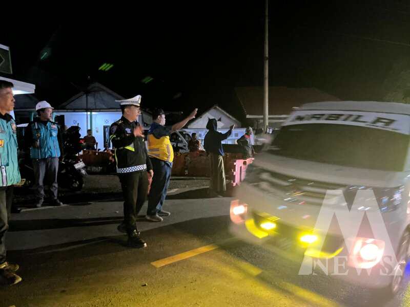 Satlantas Polres Jember himbau keselamatan pengendara