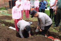 Polres Malang lakukan peletakan batu pertama bangun SPPG