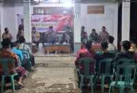 Kapolsek Warujayeng AKBP Lilik Suharyono saat Curhat Kamtibmas