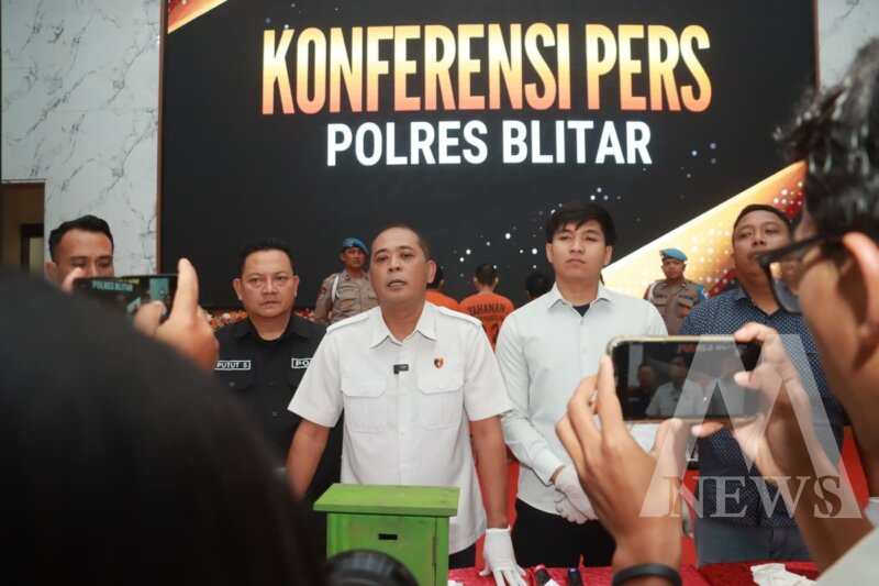 Polisi tangkap tersangka beserta barang buktinya