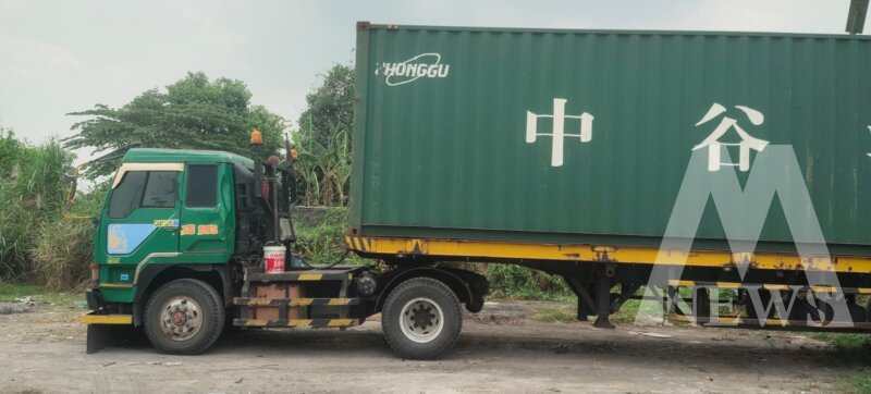 Satlantas Polres Gresik tahan truk setelah kecelakaan