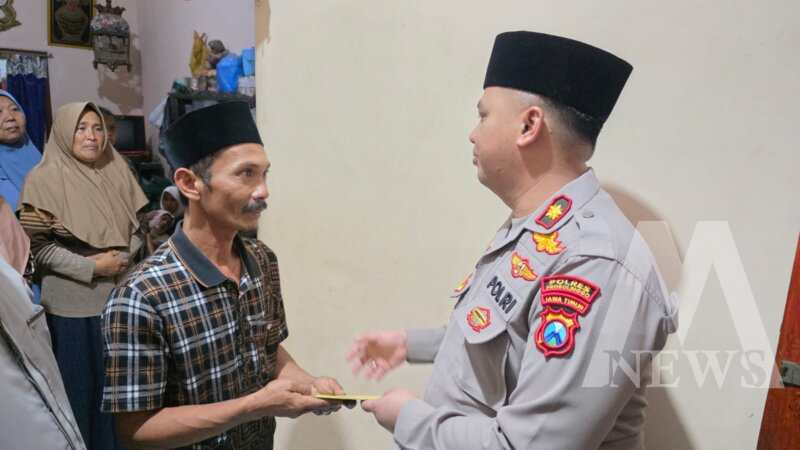 Polres Probolinggo sambangi rumah korban penembakan KKB Papua