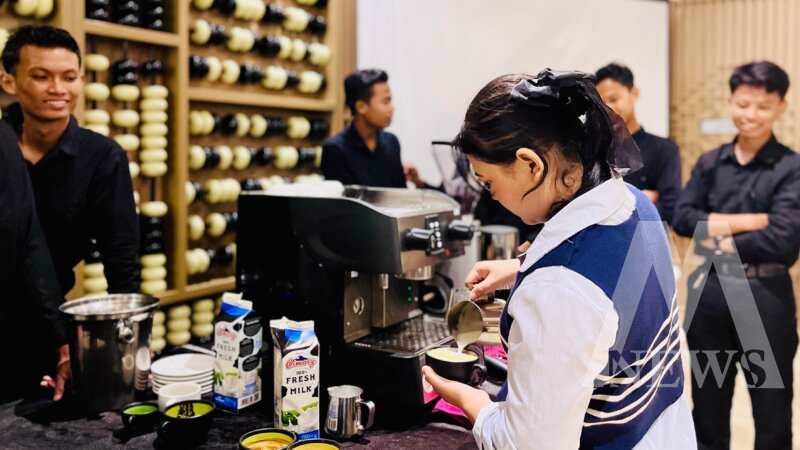Mercure Surabaya Grand Mirama hadirkan sensasi kopi dan dimsum