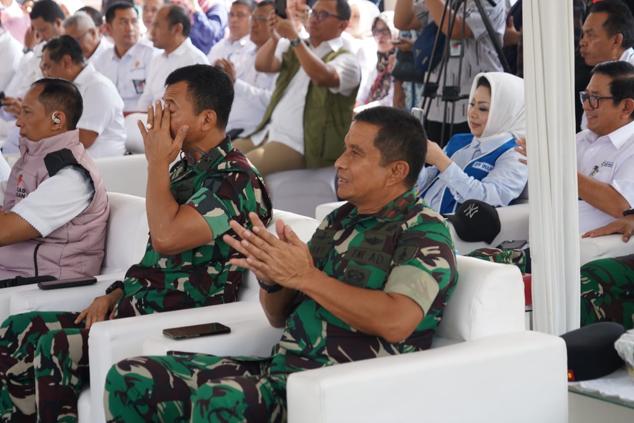 Danrem 084/BJ Brigjen TNI Danny Alkadrie hadiri acara Gerakan Pangan Murah