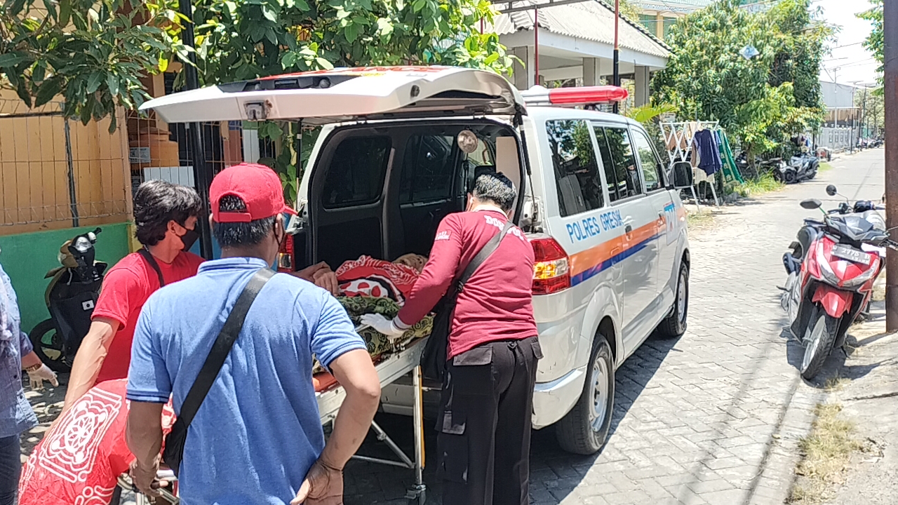 Polres Gresik berikan Ambulans Gratis untuk masyarakat yang membutuhkan