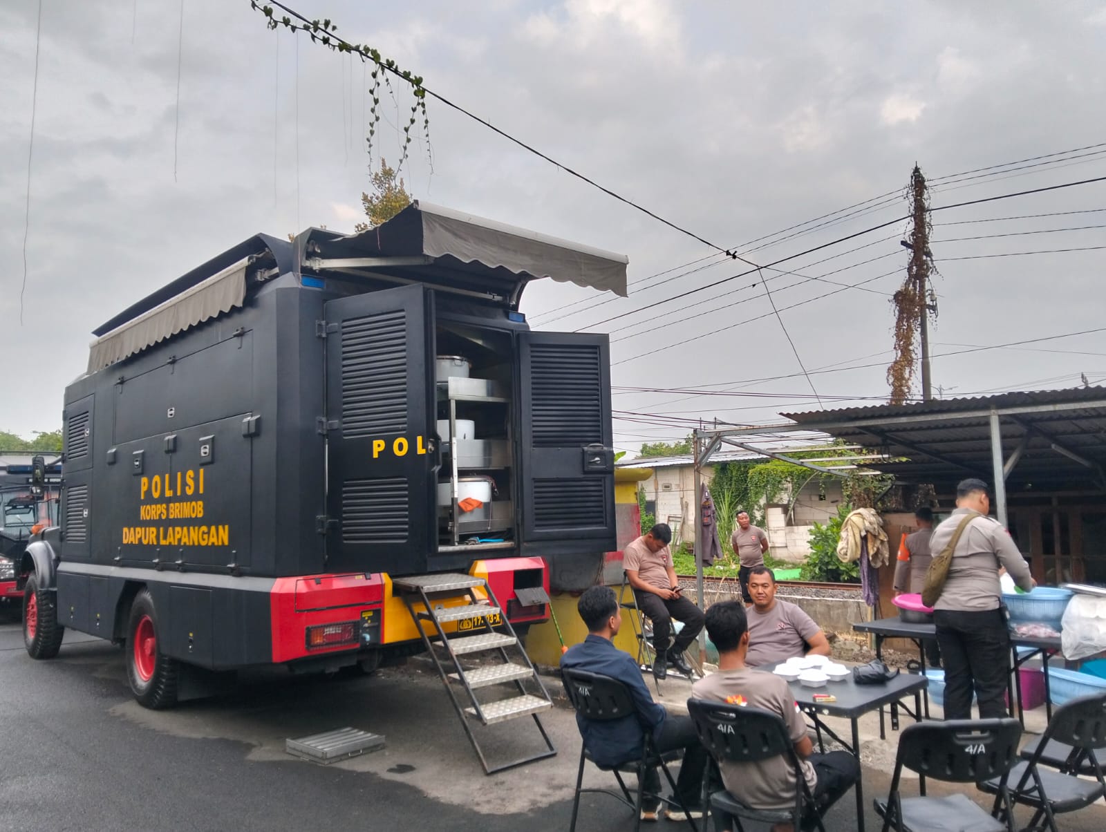 Polda Jatim dirikan posko di Ponpes Al-Khoziny