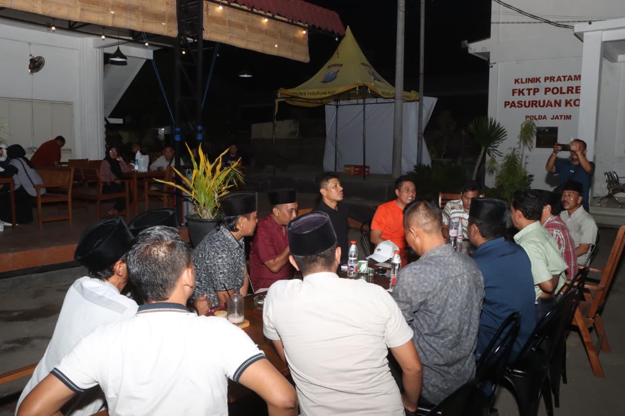 Kapolres Pasuruan Kota AKBP Davis Busin Siswara saat gelar silaturahmi