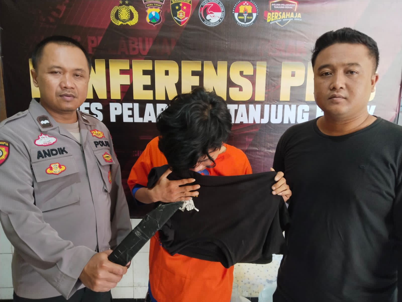 Polisi tangkap tersangka pembacokan saudara kandung