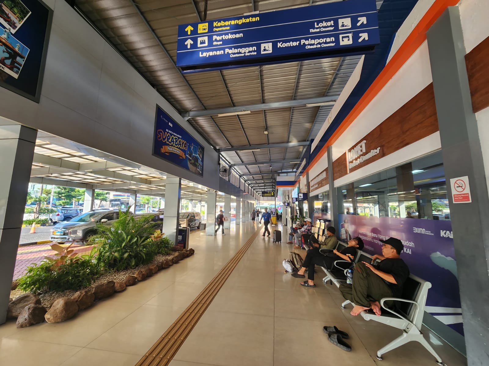 KAI Daop 8 Surabaya