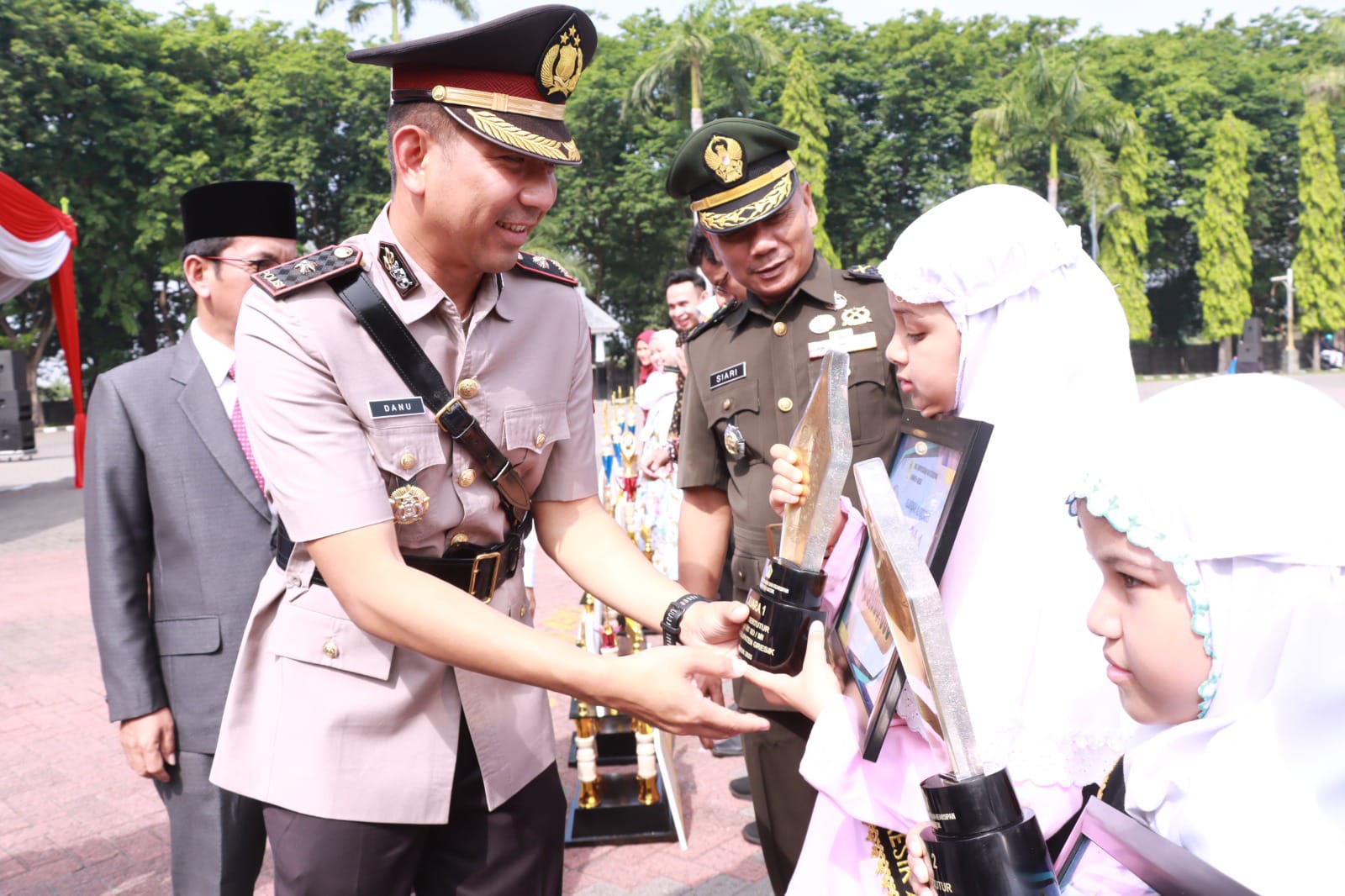 Wakapolres Gresik Kompol Danu Anindhito Kuncoro Putro saat peringatan Hari Sumpah Pemuda