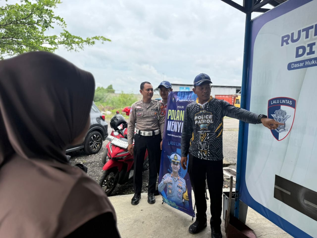 Satlantas Polres Nganjuk edukasi ujian praktik SIM