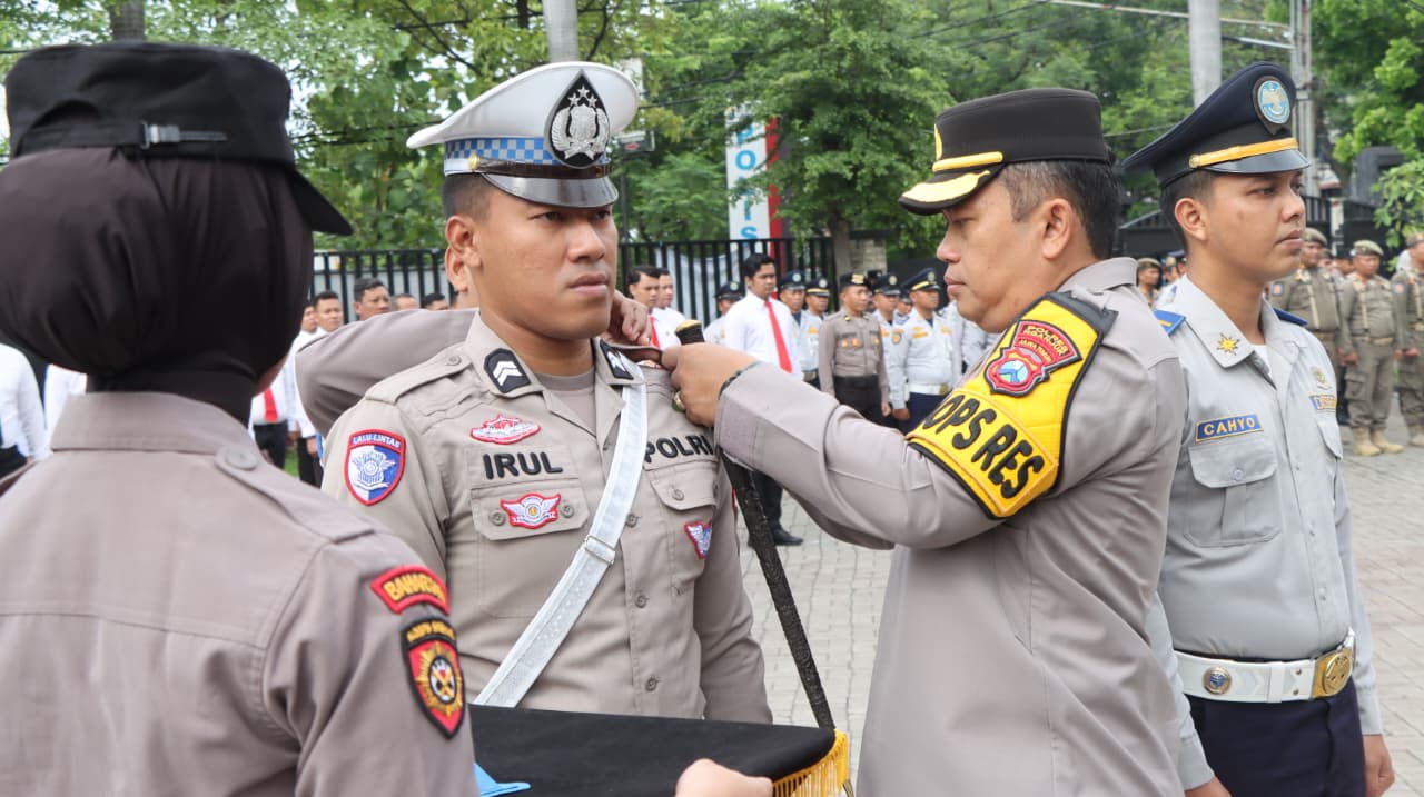 Kapolres Nganjuk AKBP Henri Noveri Santoso saat Apel Gelar Pasukan Operasi Zebra Semeru
