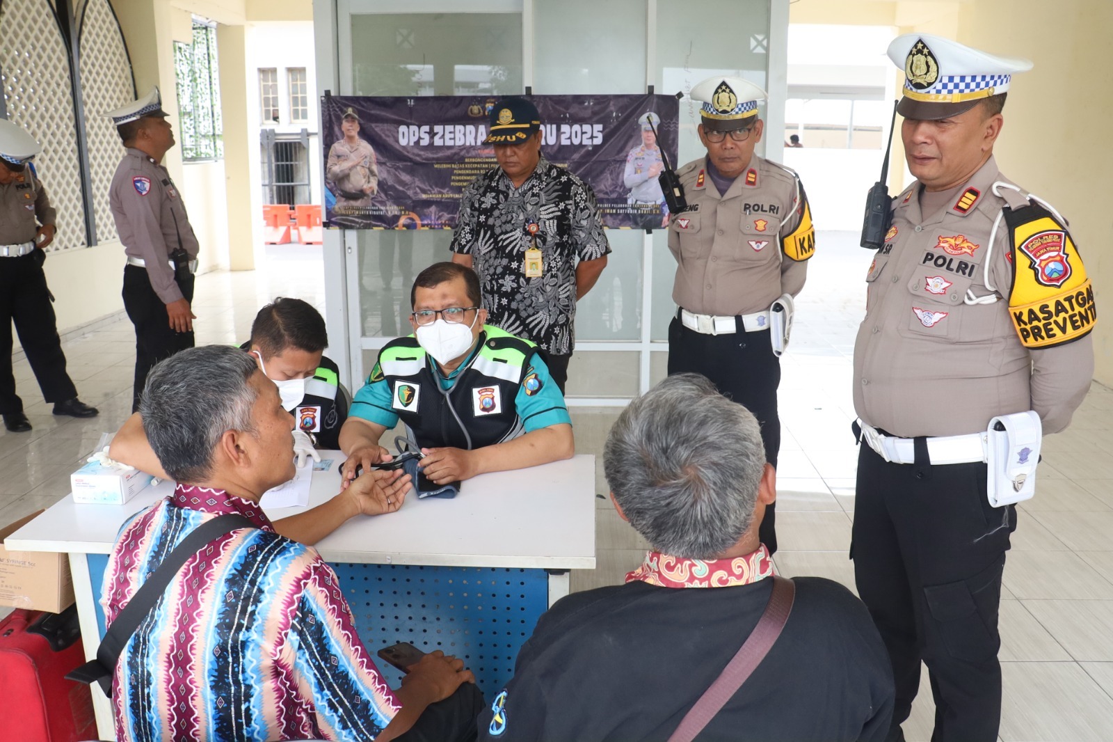 Satlantas Polres Tanjung Perak gelar ramp check di terminal Ampel