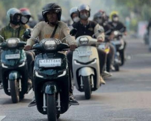 Ditlantas Polda Jatim beri reward pengendara tertib lalin