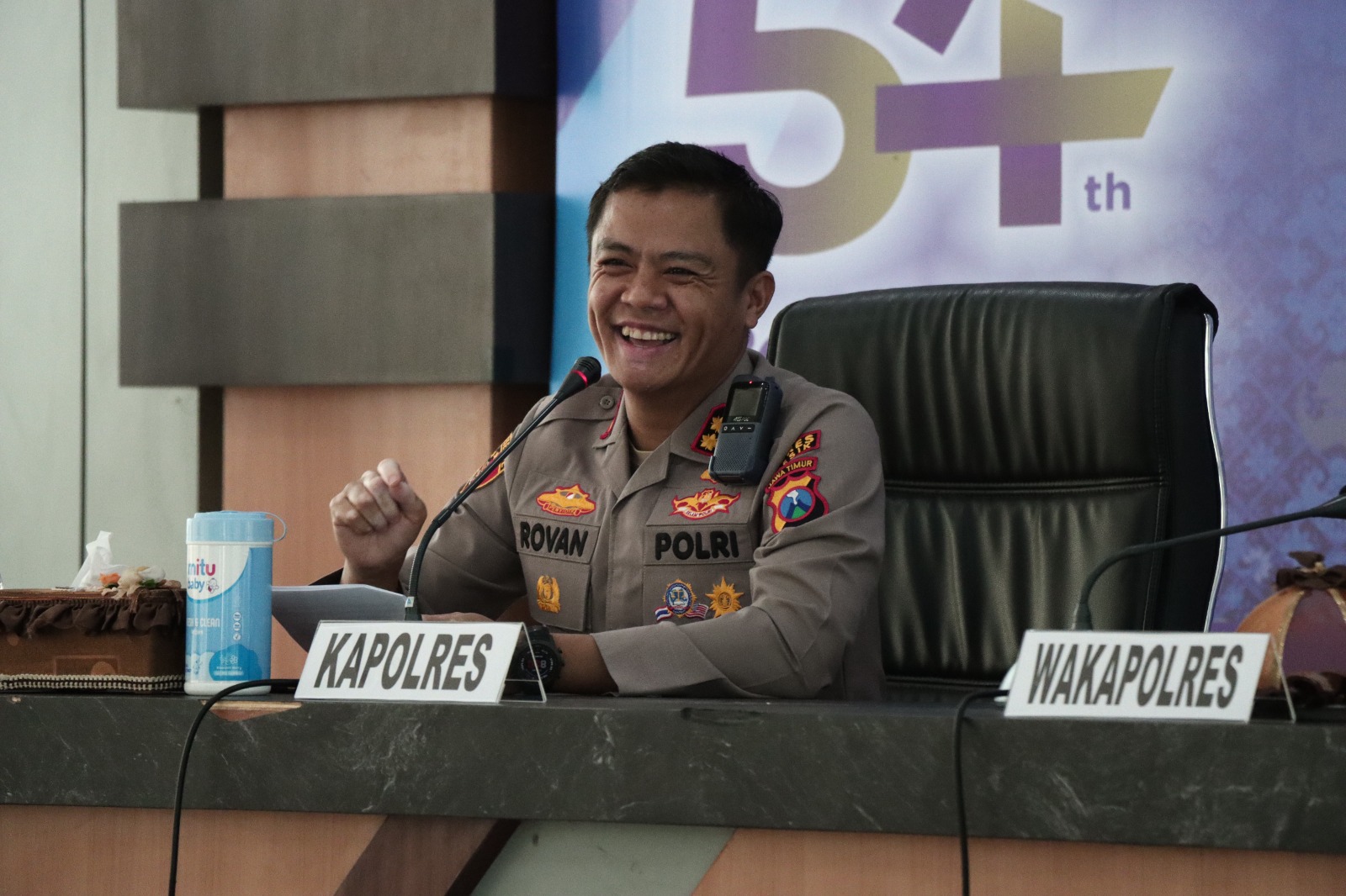 Kapolres Gresik AKBP Rovan Richard Mahenu