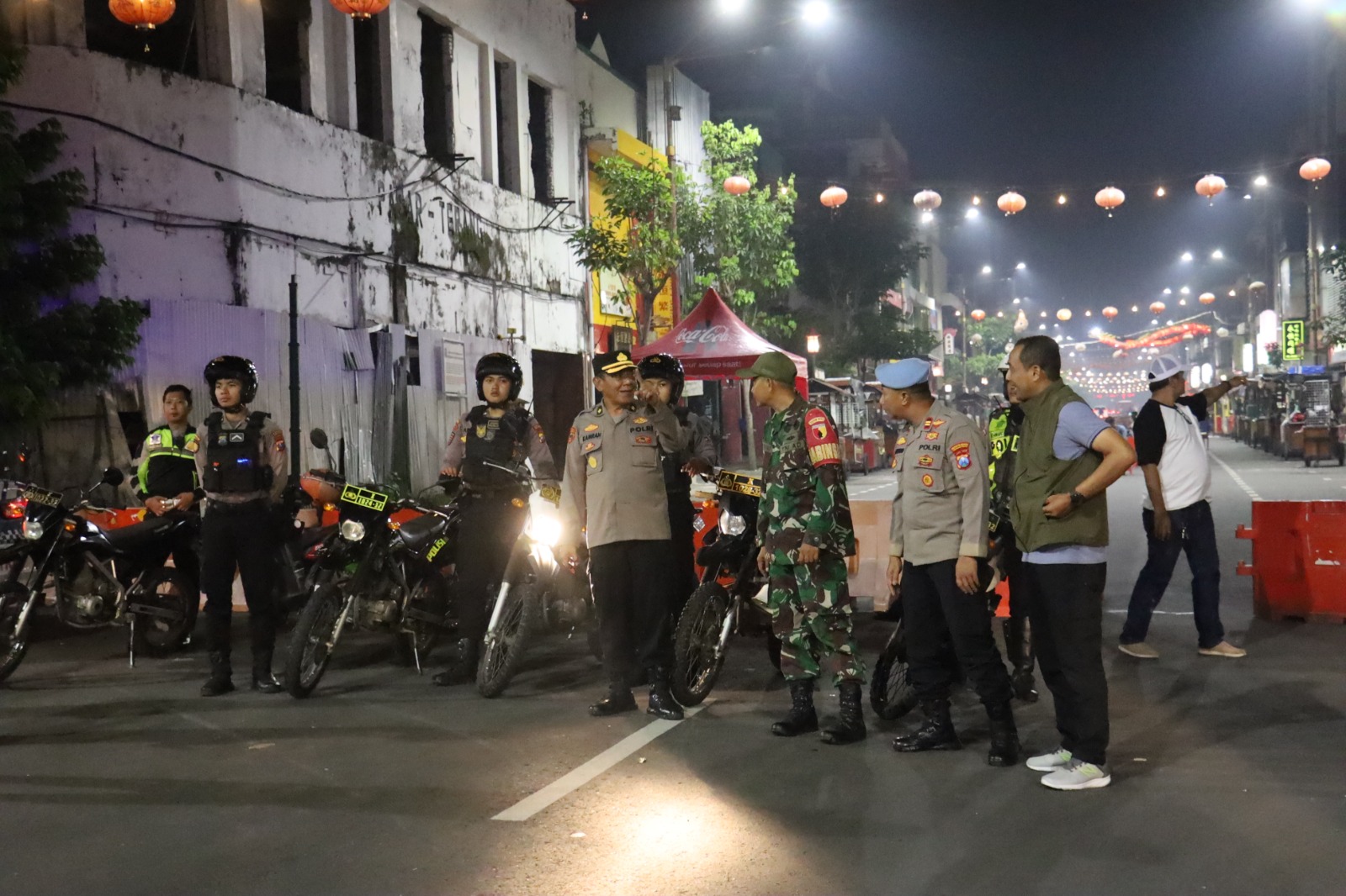 Polres Pelabuhan Tanjung Perak gelar patroli skala besar