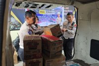 Satlantas Polres Mojokerto Kota beri bantuan untuk korban bencana Sumatera