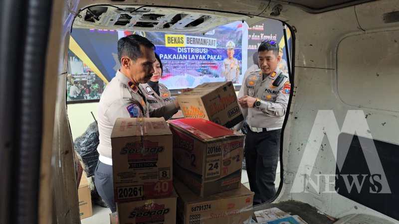 Satlantas Polres Mojokerto Kota beri bantuan untuk korban bencana Sumatera