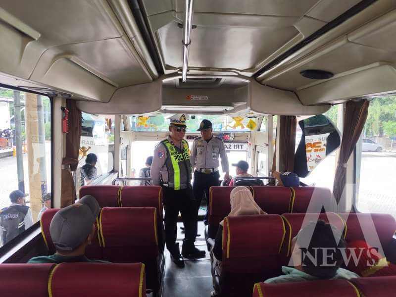 Satlantas Polres Gresik dan Dishub gelar ramp check jelang nataru
