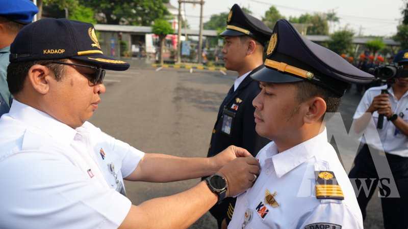 KAI Daop 8 Surabaya gelar apel pasukan angkutan Nataru 2025/2026