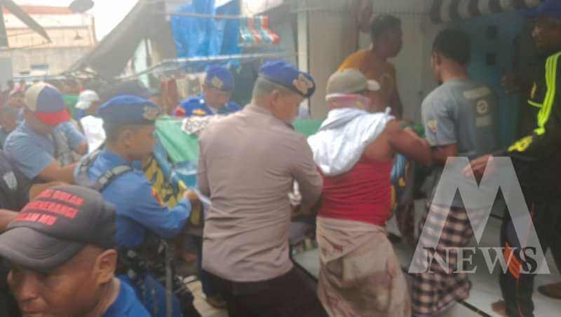 Satpolairud Polres Gresik bantu evakuasi nelayan meninggal dunia