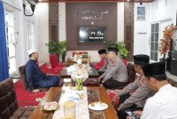 Kapolres Malang AKBP Muhammad Taat Resdi silaturahmi ke Ulama