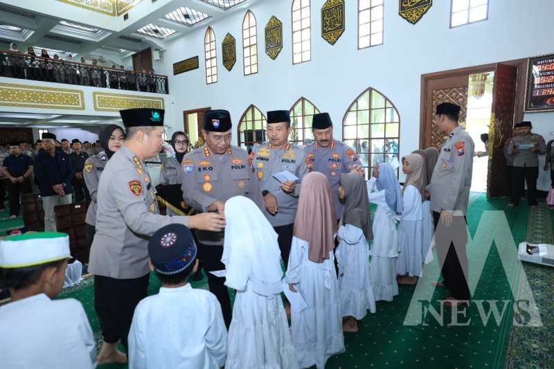Polda Jatim Gelar Peringatan Isra' Mi'raj
