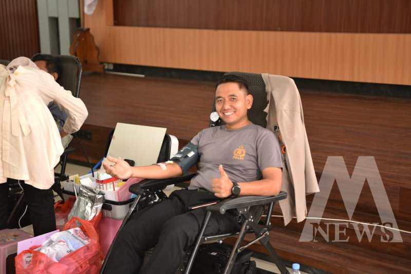 Polres Gresik gelar donor darah bantu stok PMI